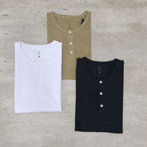 Remera confort con carteron baco - Imagen 3